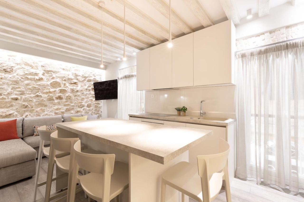 Apartment Spianada Collection Of & By Konnect